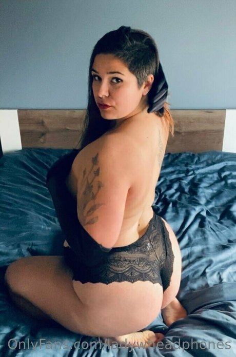 ladywheadphones pornstar sex img