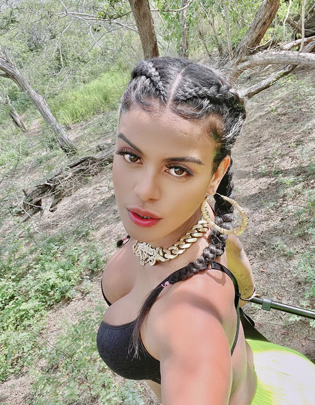 ponytail onlyfans hot gallery