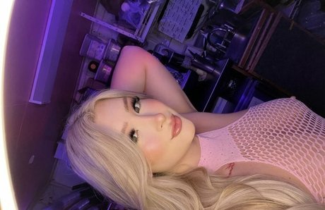 native onlyfans pornographic picture
