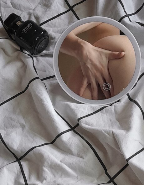 julsfuckwilton naked model archive