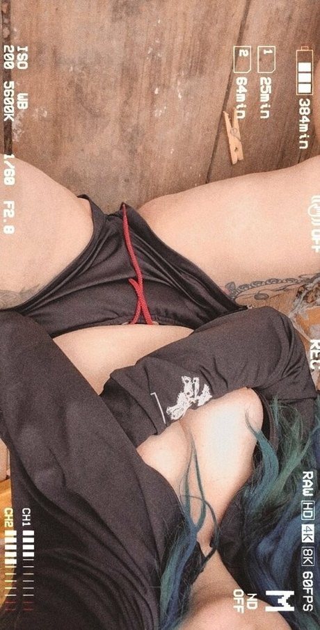 geekgirl420 model exclusive photo