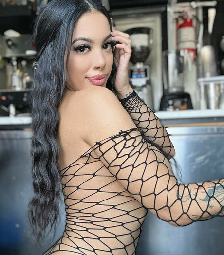 Coffeewlayaa model nudes photos