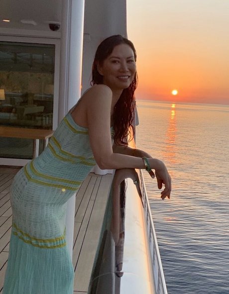 Wendi Deng Murdoch pornstar exclusive images