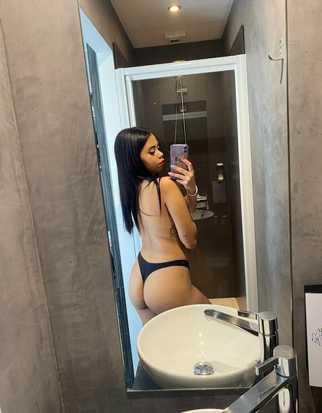 stefaniaqos star xxx archive