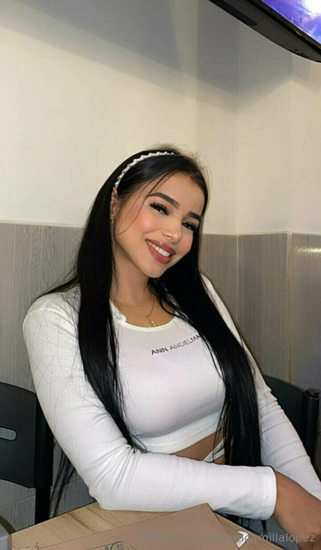iamcamillalopez model perfect pictures