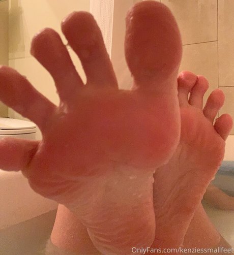 kenziessmallfeet star exclusive photos