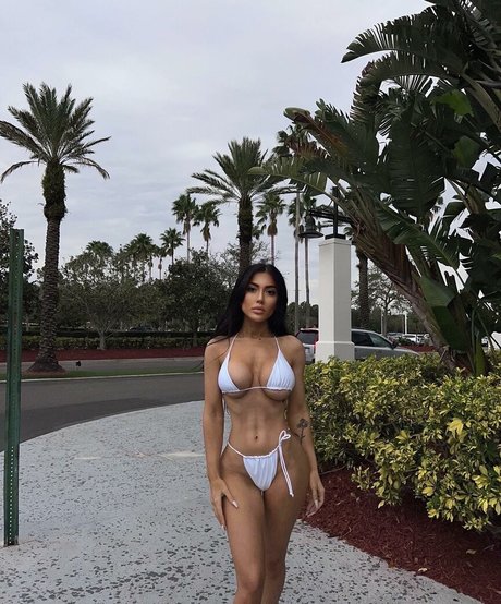 Milana Adamian model porn photos