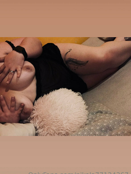 nikola77124367 nice pornstar photo