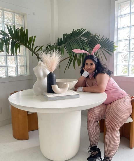 BellaBun Bo Bae xxx actress photo