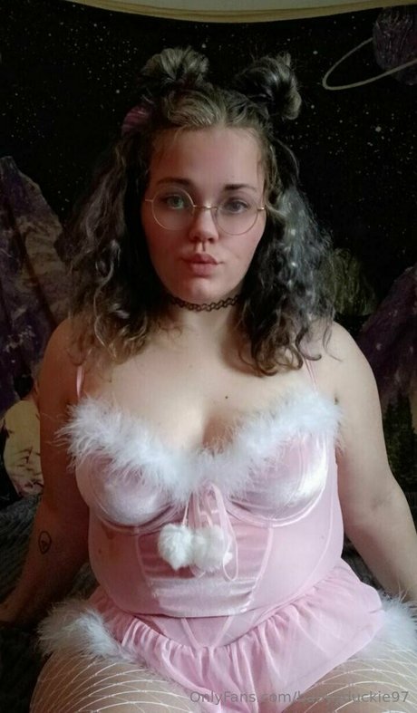 babyyduckie97 pornstar nudes pic
