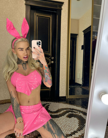 blonde muscle onlyfans beautiful naked photo