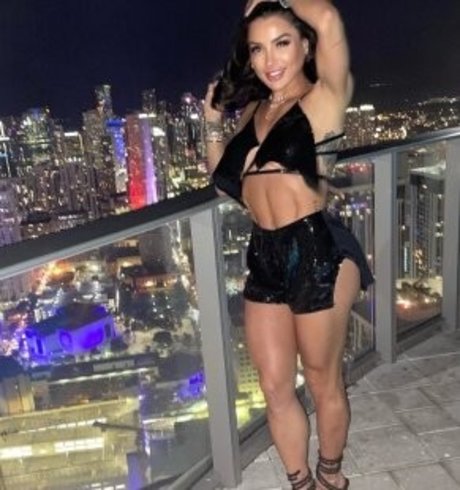 babe nude onlyfans top image