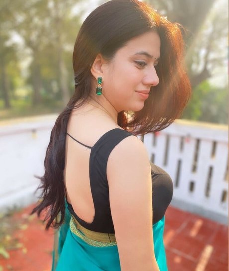 Iwishwithprachi model free photos