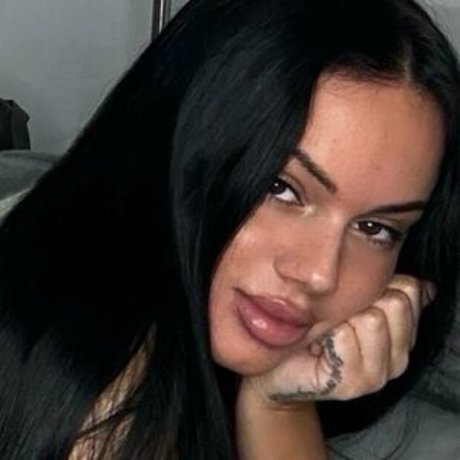 biancatoxic model hd photo