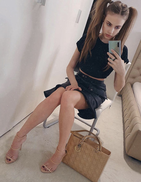 Xenia Tchoumitcheva naked star photo