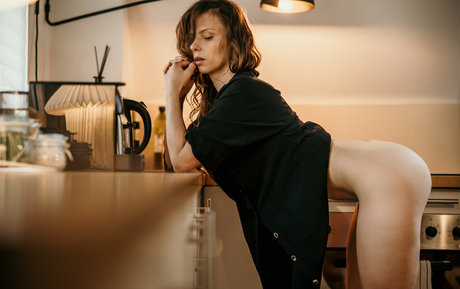 Maiiswall nude star gallery
