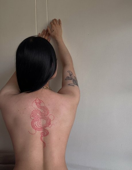 Juanita Calderon model nude pictures