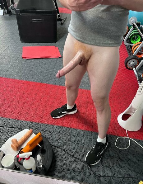rough ginger adult model pictures