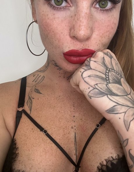 gingermaria xxx pornstar pics