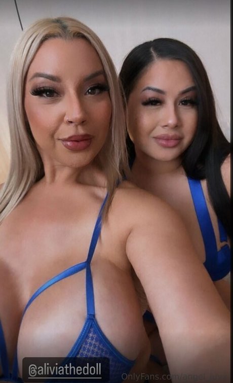 BimboInTraining hot pornstar photo