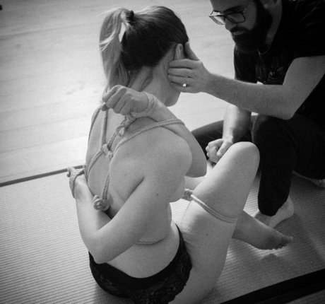 trenzalore shibari exclusive pornstar photo