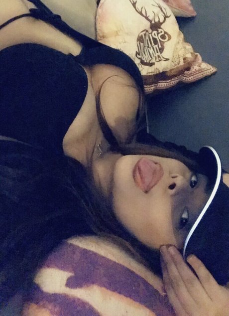 silllymel pornstar pics