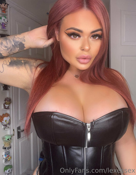 miss lexie x model top img
