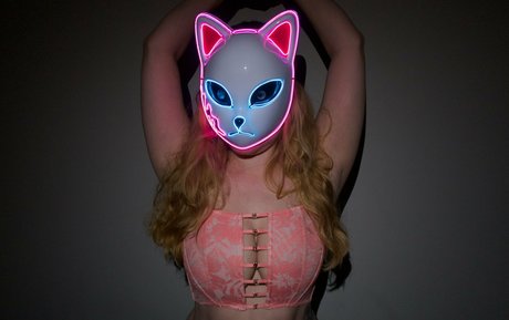 lillian foxxx adult model image