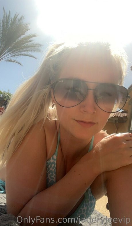 jaderyleexo nudes model pics