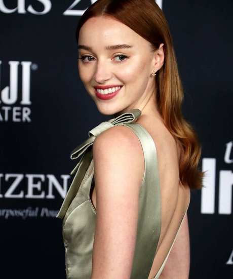 Phoebe Dynevor pornstar hd pic