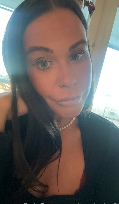 lesbian onlyfans free xxx galleries