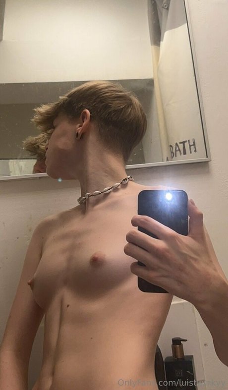 luistwinkyy pornstar pretty pic
