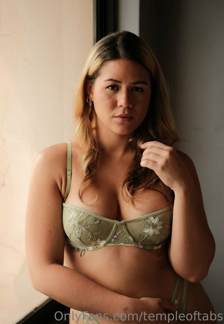 Tabitha Rice naked model photo