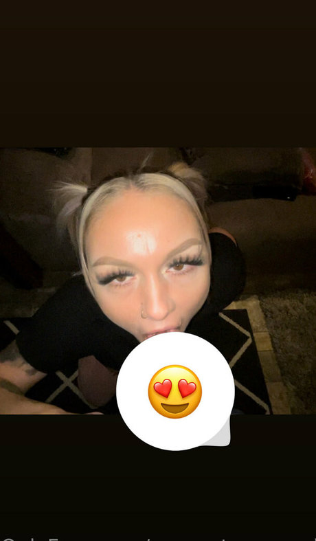 x sweetasapeach x top profile image