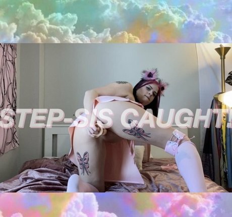 ravebbyjade pornstar top image