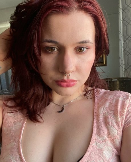 kaleskujo pornstar hot picture