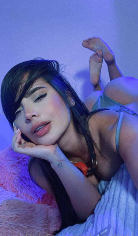 Paulina Zuluaga pornstar nude photo
