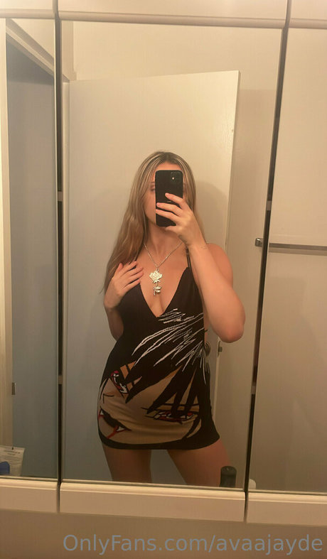 avaajayde model free galleries