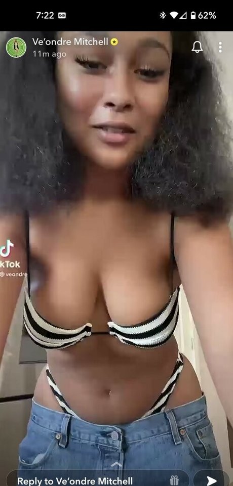 Veondre Mitchell pretty model img