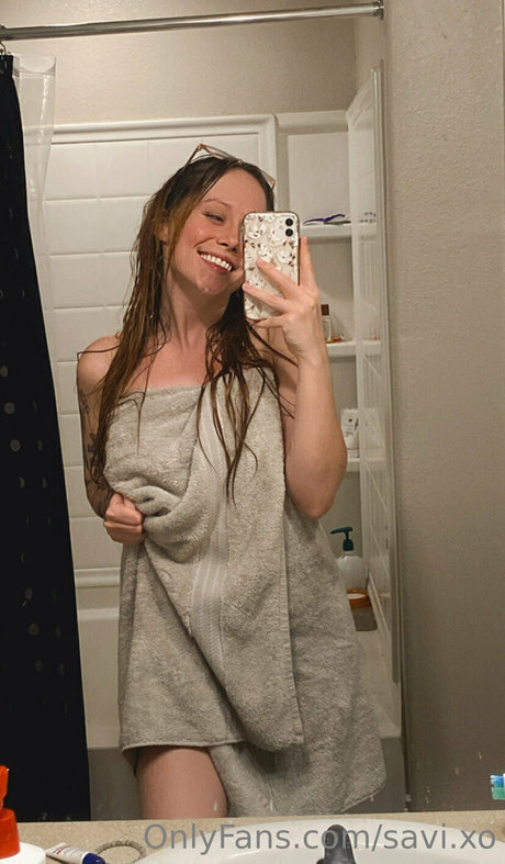 savi xo pornographic model img