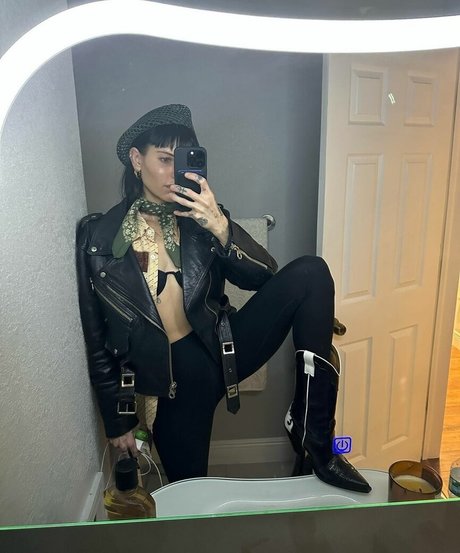 Lilith Czar pornstar photos