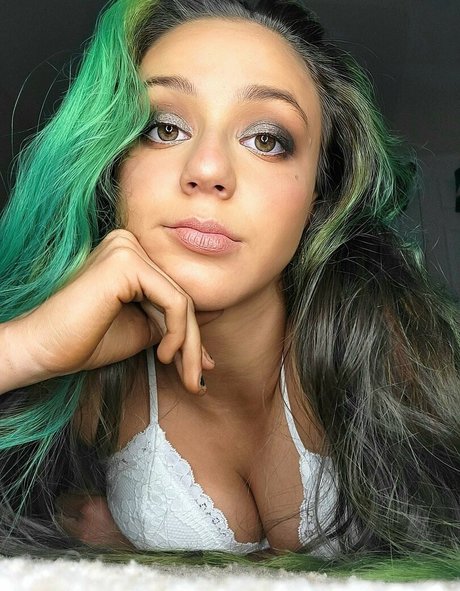 Airica Demia pornstar beautiful pictures