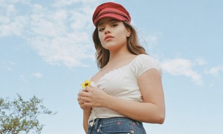 Sarah Jeffery nude star pic