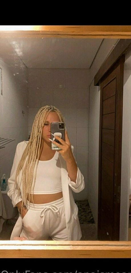 sianaanaom sexy model photos