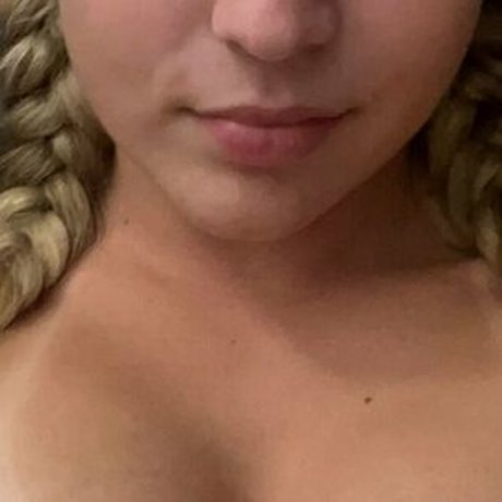 Bella Dendel profile image