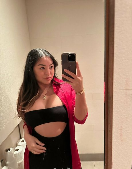 serenasuu free actress pictures