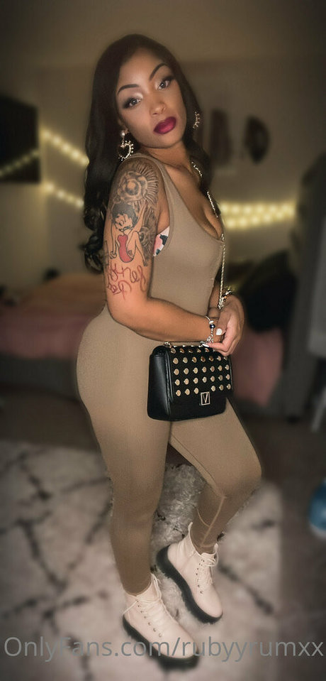 rubyyrumxx perfect actress picture