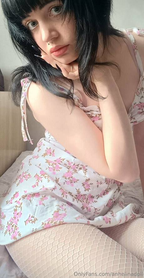 anhelinadoll pretty model photos