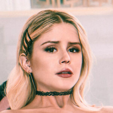 Erin Moriarty Deepfake top star pic