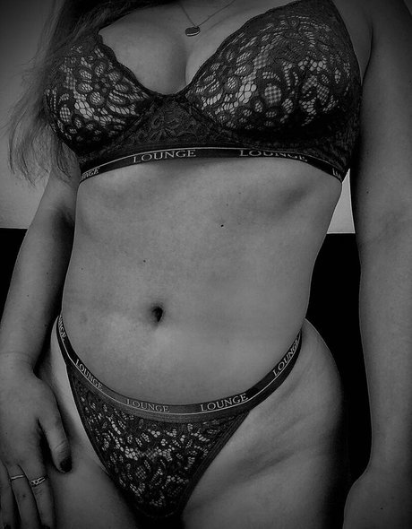 Sophielx perfect model pic